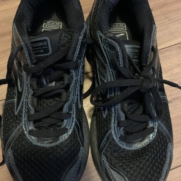 brooks adrenaline gts 15 women's shoes